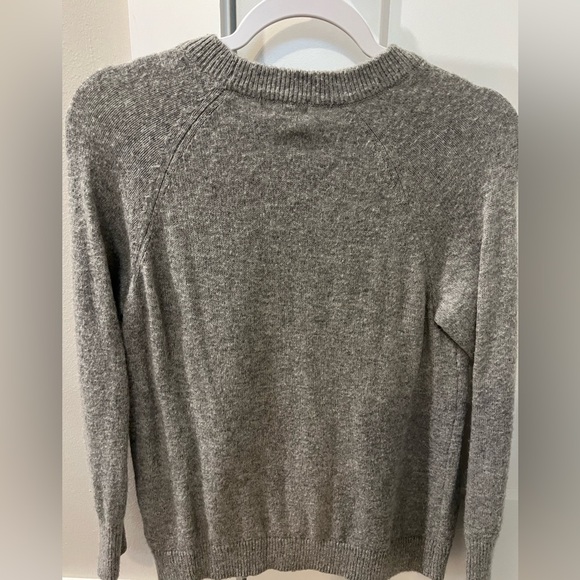 H&M Ellie Selfie Light Gray and Sparkle Sweater - Picture 2 of 3